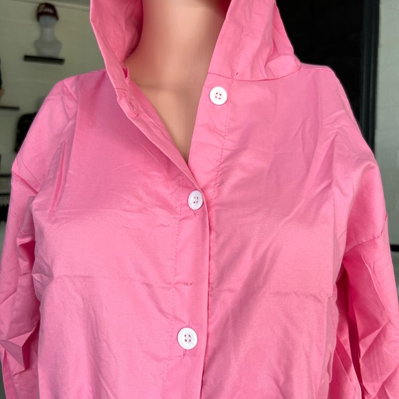 T-Shirt - Picture 3 of 6